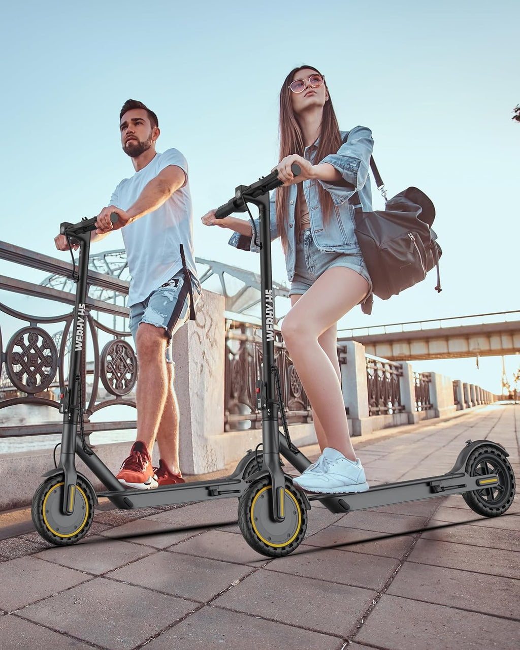 Electric Scooter With 350W/500W Motor And 22 Mph Top Speed