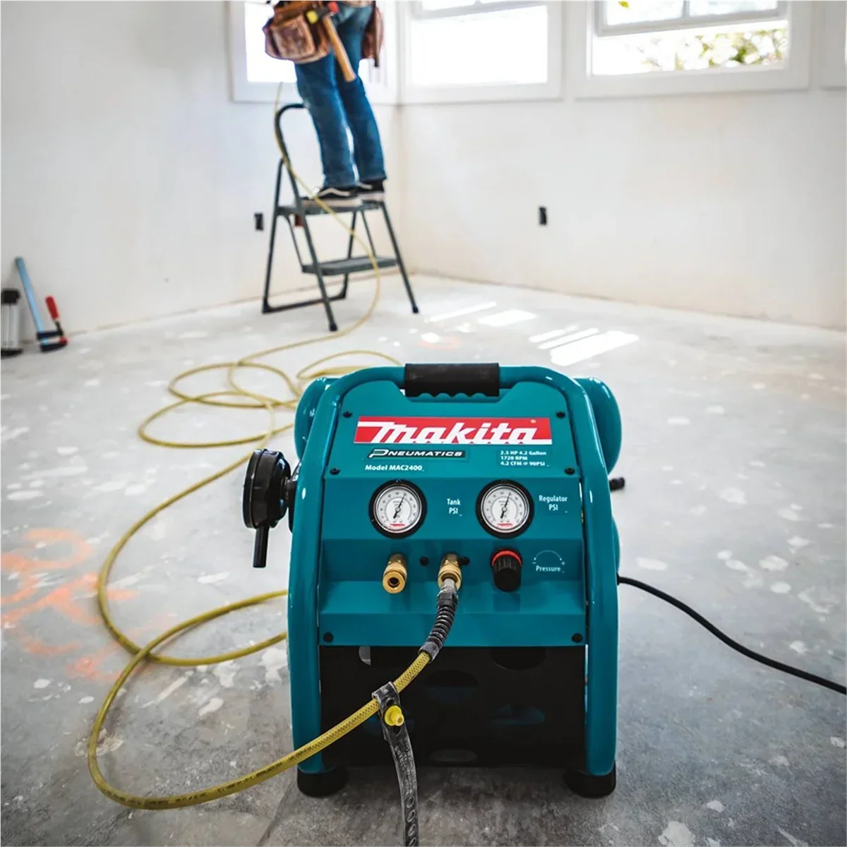 Makita 2.5 HP Big Bore Air Compressor - Twin Stack